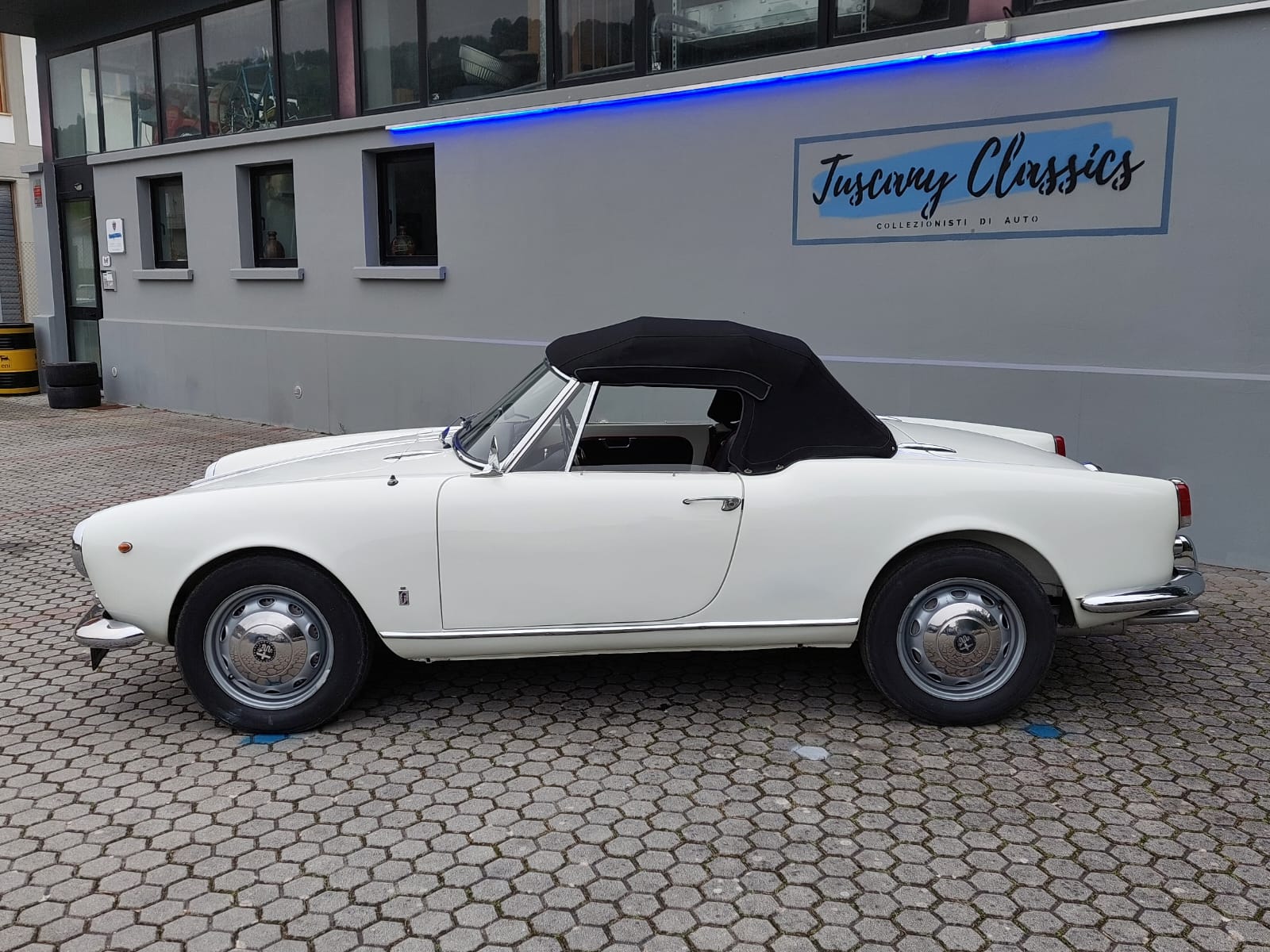 Alfa Romeo Giulietta Spider