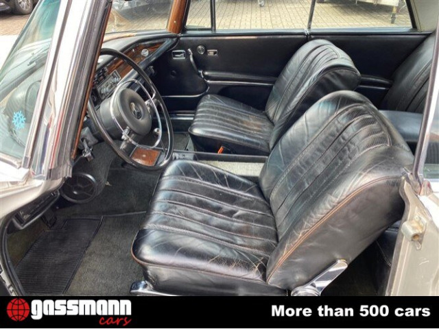 Mercedes Benz 280 SE 3.5 Coupe W111 