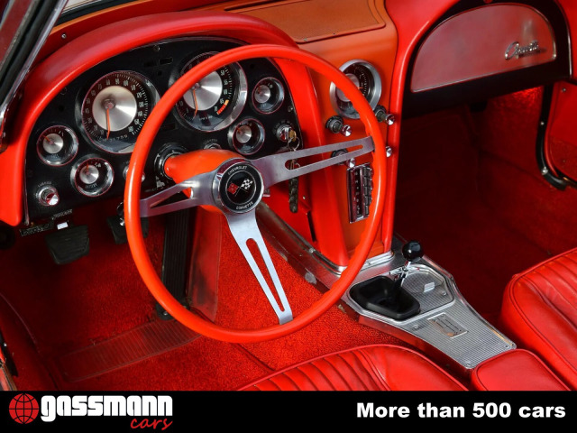 Chevrolet Corvette C2 Sting Ray Cabrio mit Hardtop 