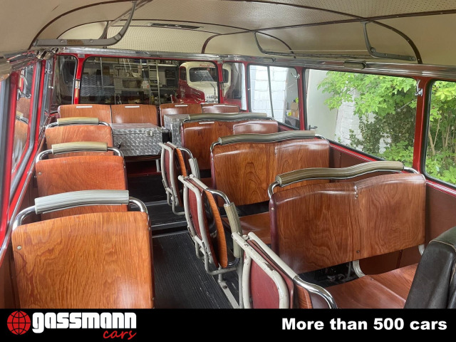 Mercedes Benz O 319 Bus 