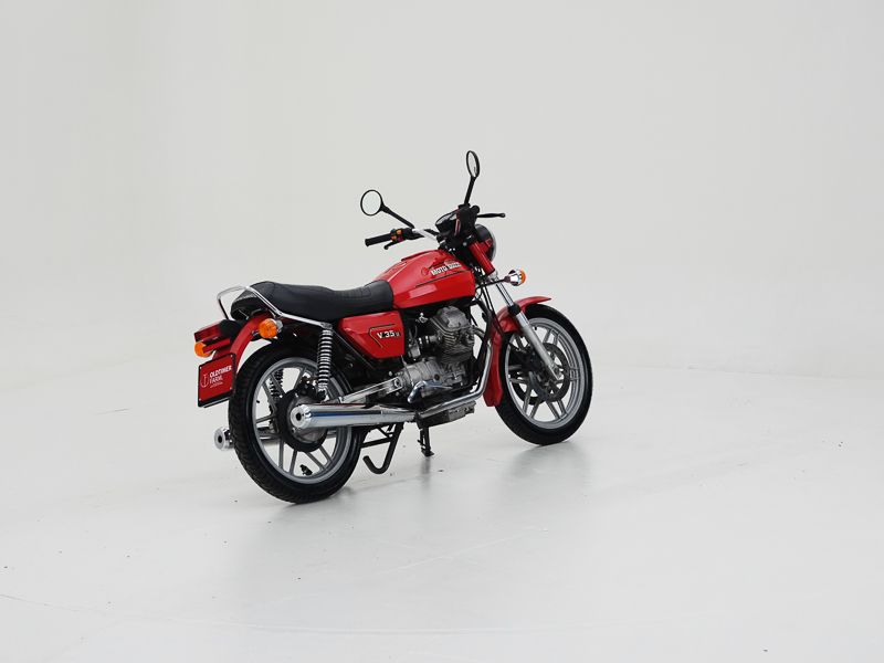 Moto Guzzi V35 Targa \'81 