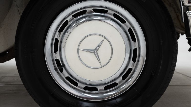Mercedes Benz 280 SE \'68 
