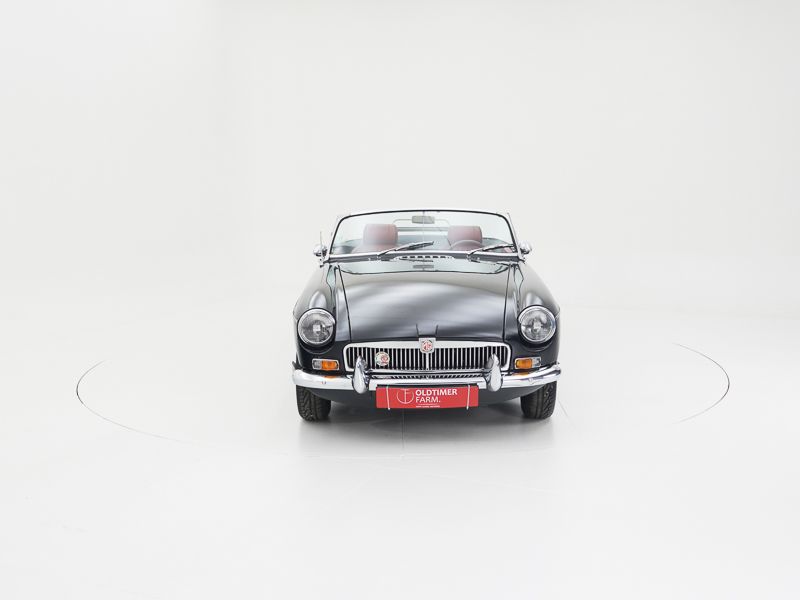 MG B \'68 