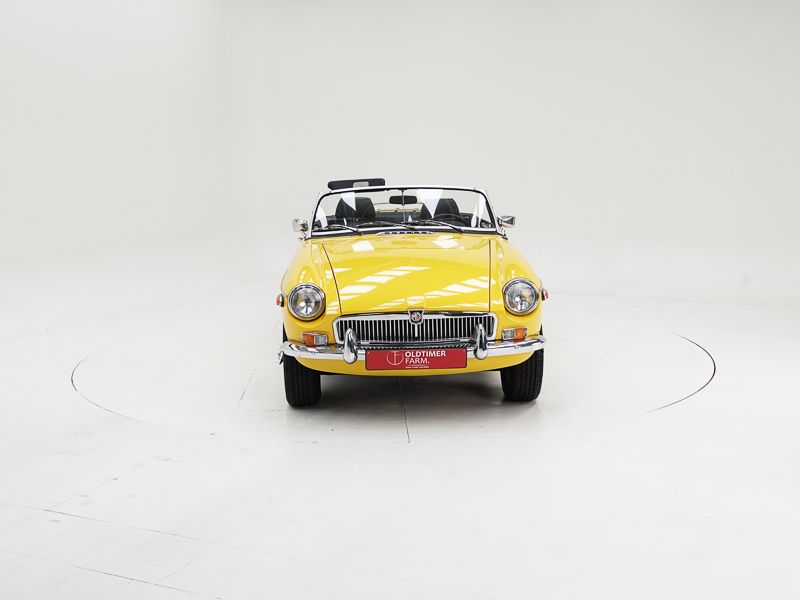 MG B \'78 