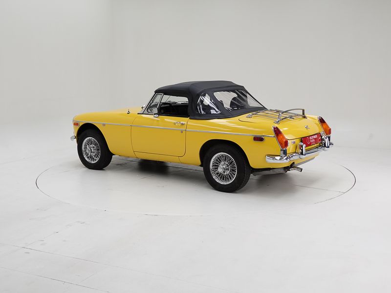 MG B \'78 