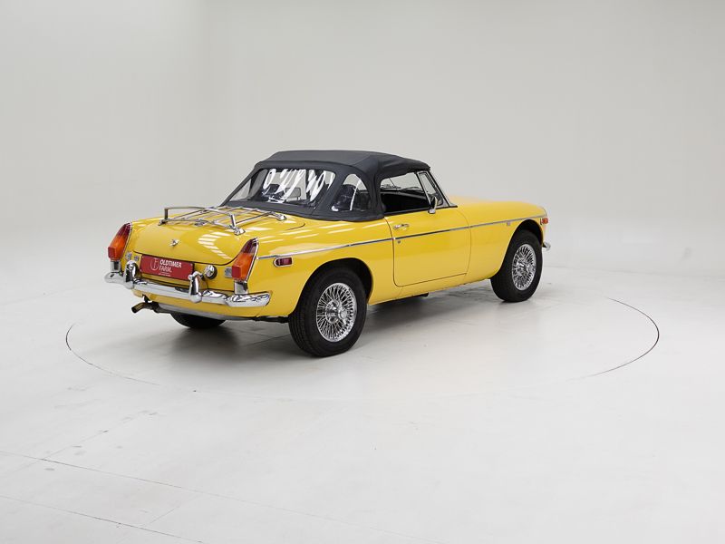MG B \'78 