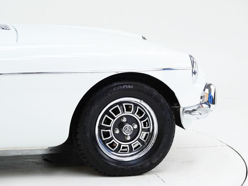 MG B GT V8 \'74 
