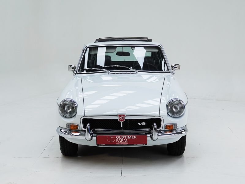 MG B GT V8 \'74 