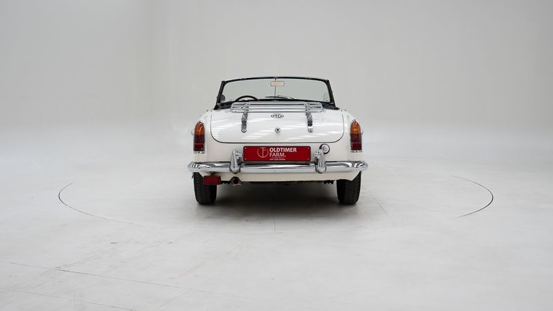 MG B \'67 