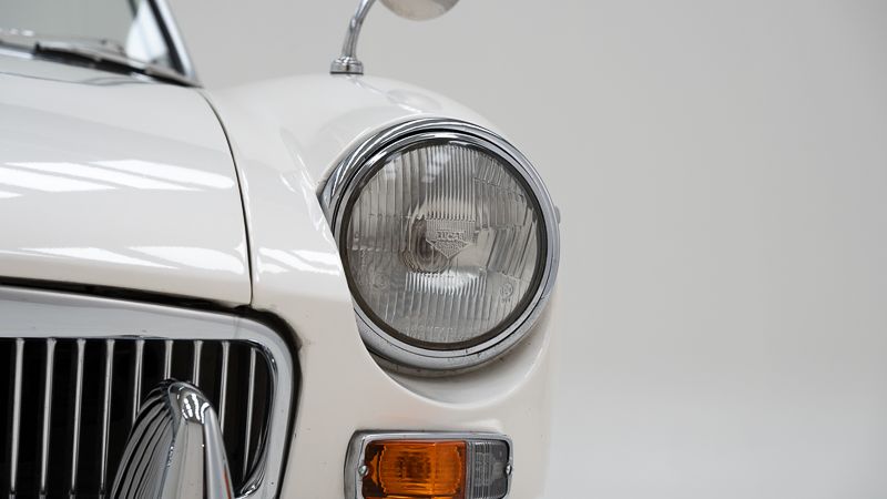 MG B \'67 