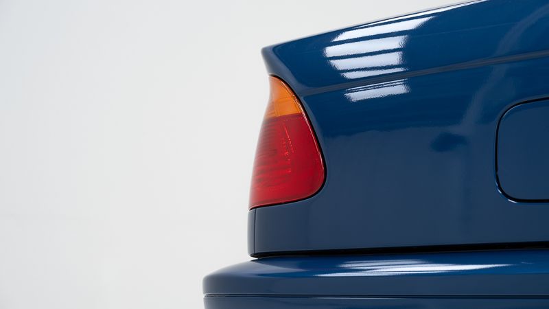 BMW  E46 325ci \'2001 