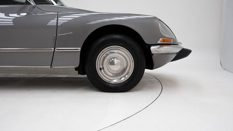Citroen DS 23 IE semi \'74 