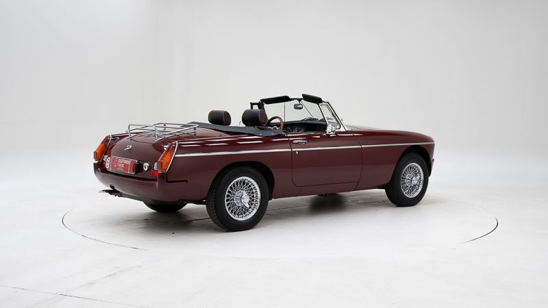 MG B \'75 