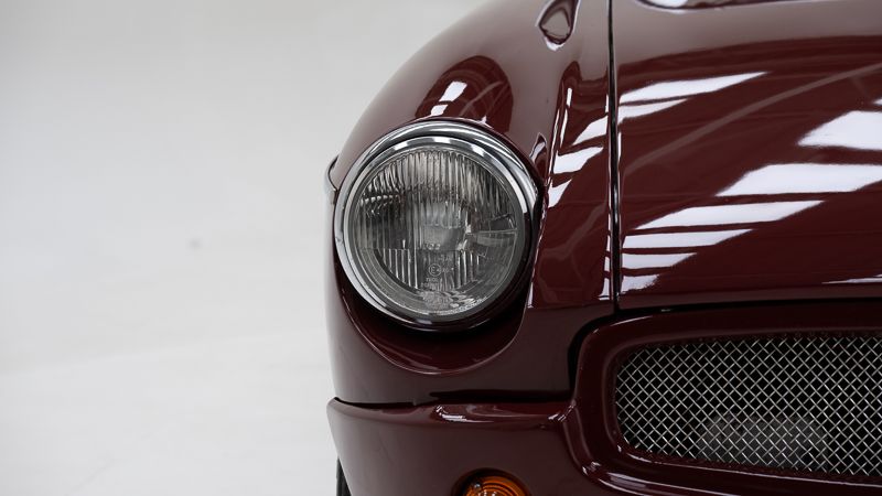 MG B \'75 