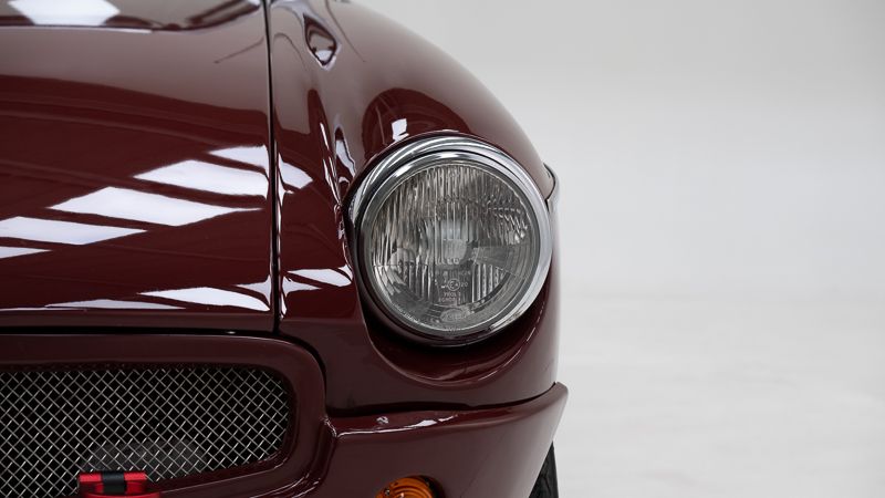 MG B \'75 