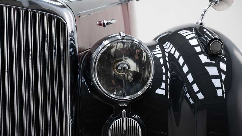 Bentley MK6 Saloon by James Young \'48 