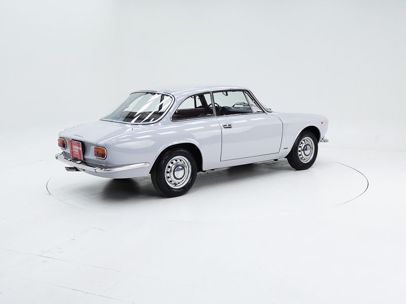Alfa Romeo 1300 GT Junior \'71 