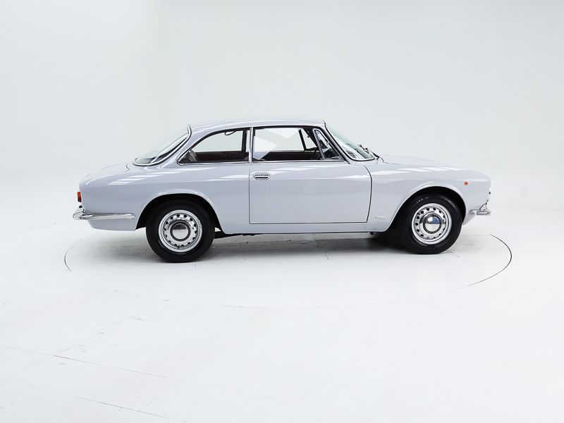 Alfa Romeo 1300 GT Junior \'71 