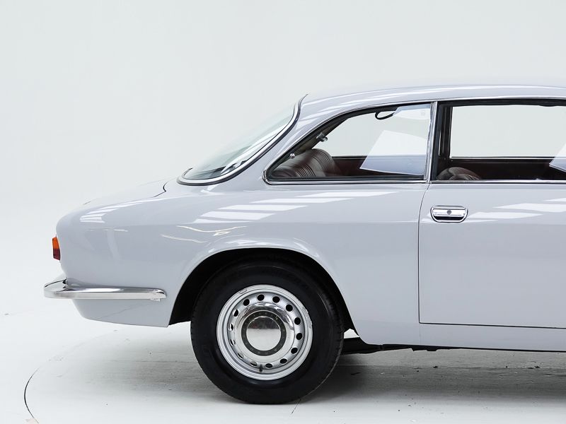 Alfa Romeo 1300 GT Junior \'71 