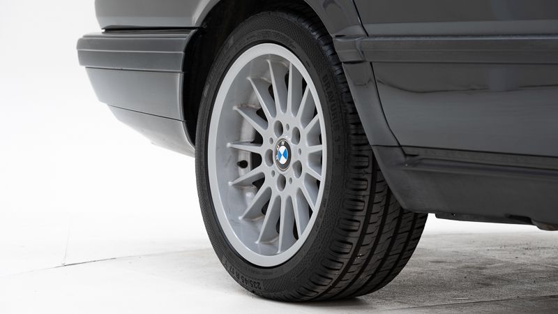 BMW  730i E32 \'88 