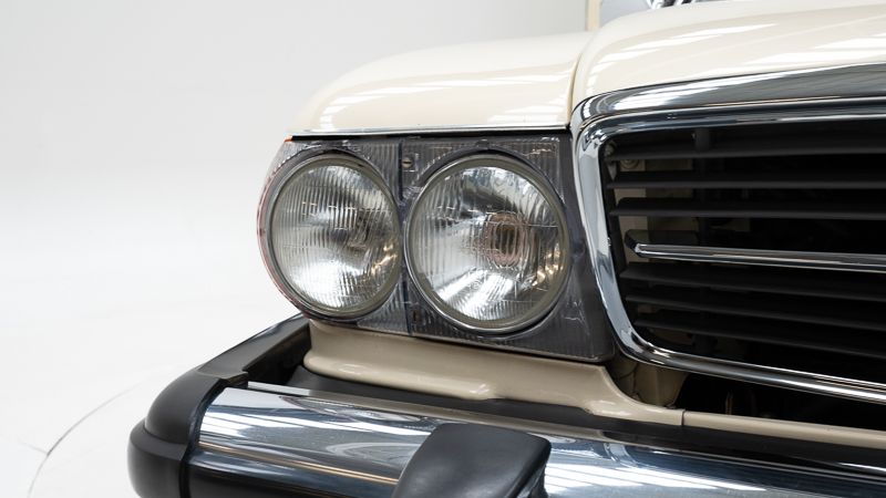 Mercedes Benz 380 SL + hardtop \'82 