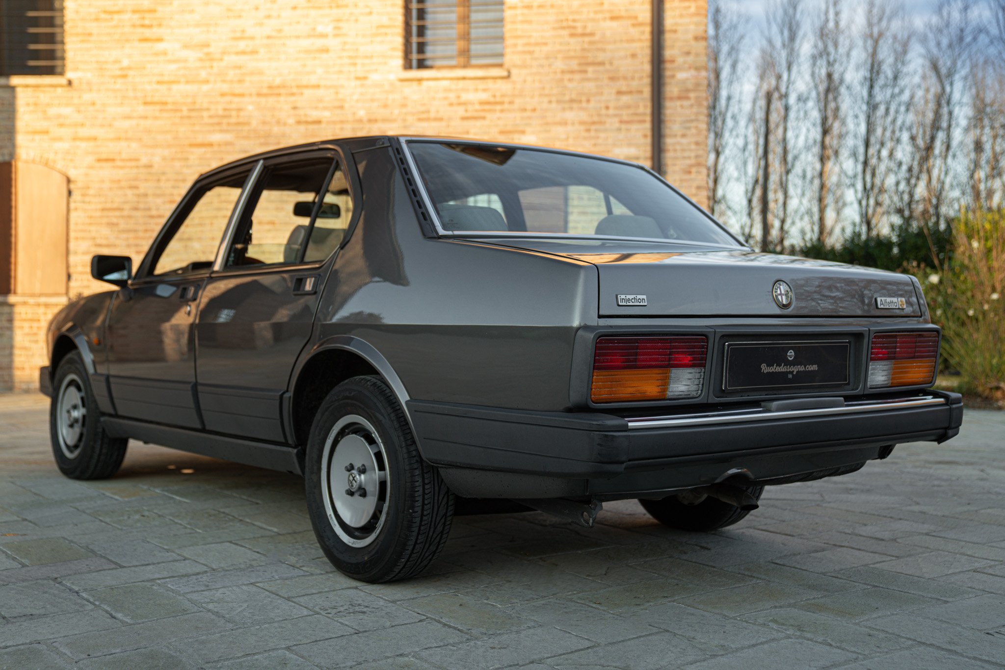 Alfa Romeo ALFETTA INIEZIONE QUADRIFOGLIO ORO 