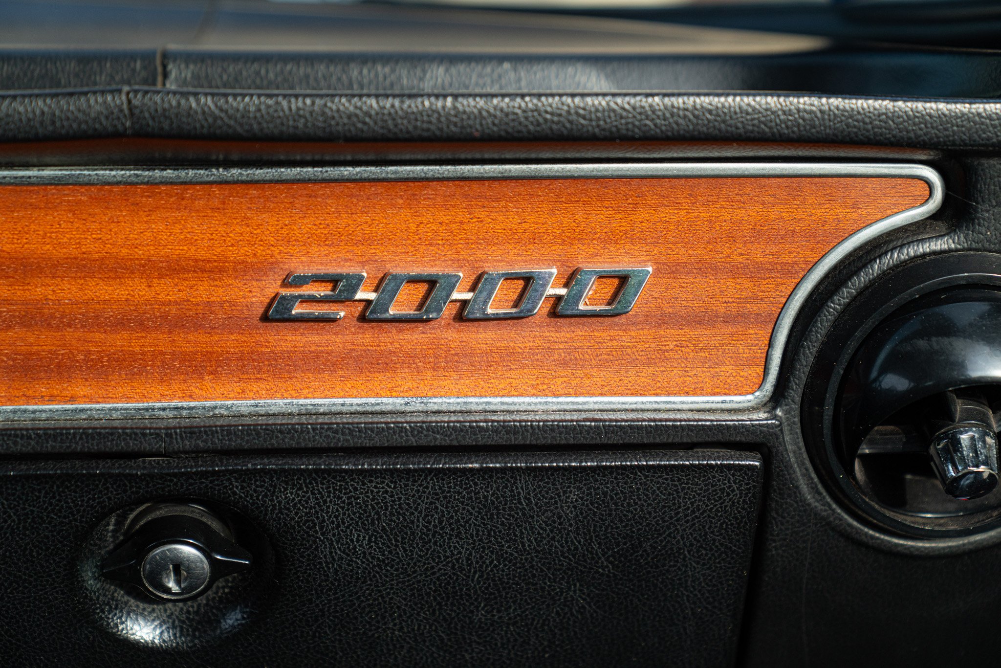 Alfa Romeo GT 2000 VELOCE replica \"GTAM\" 