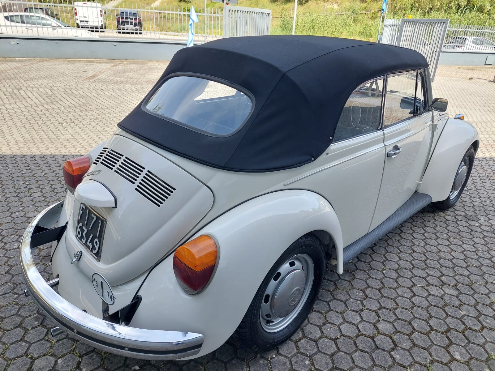 VW Maggiolino 1303 Cabriolet