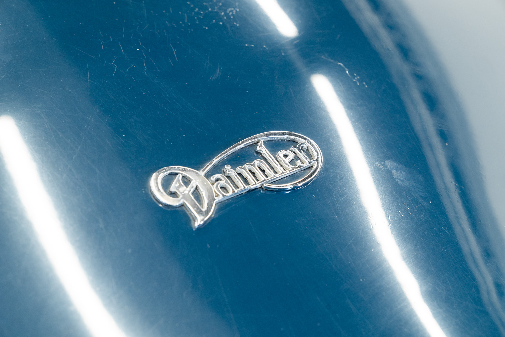 Daimler 250 V8 Automatic 