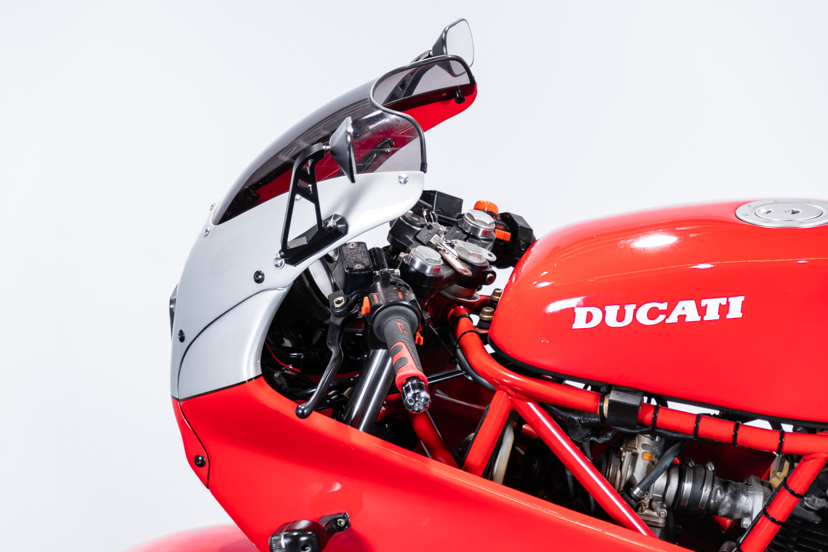 Ducati 750 Sport 