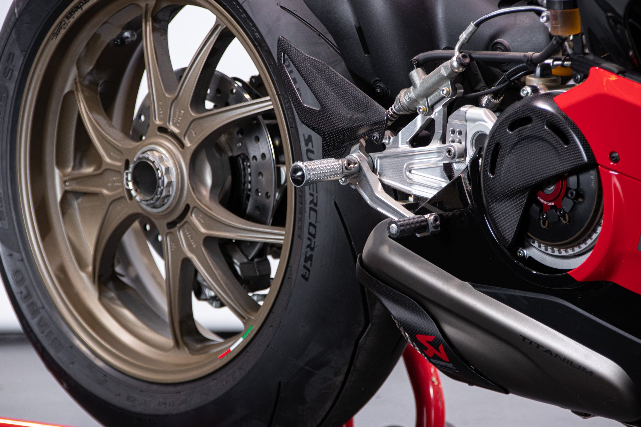 Ducati PANIGALE V4 25°ANNIVERSARIO 916 