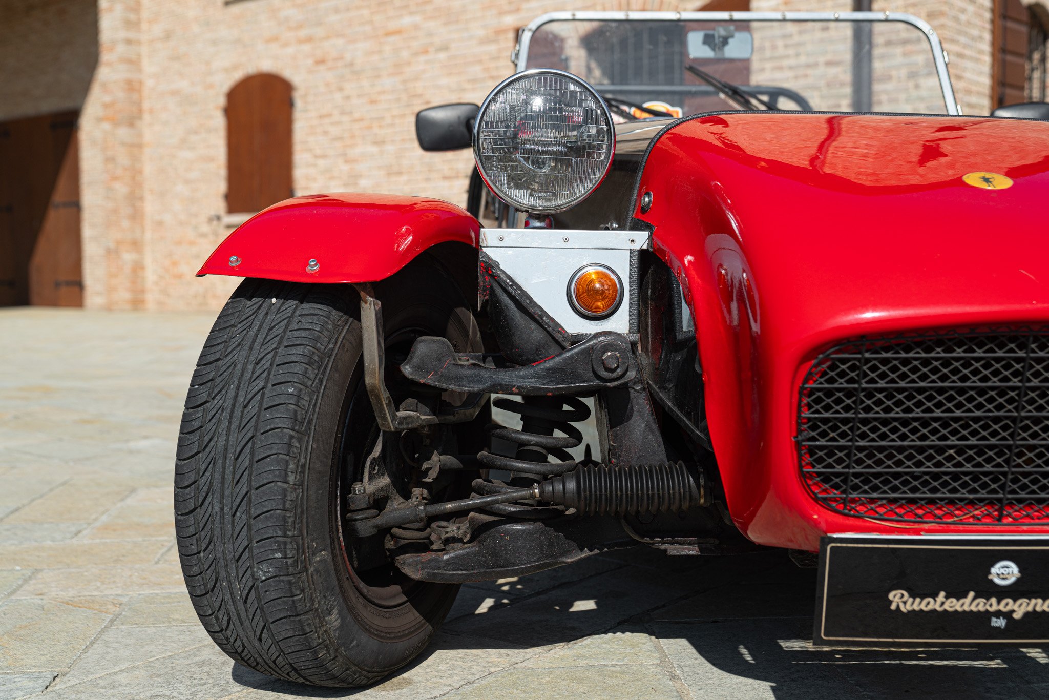 Robin Hood Engineering S7 
