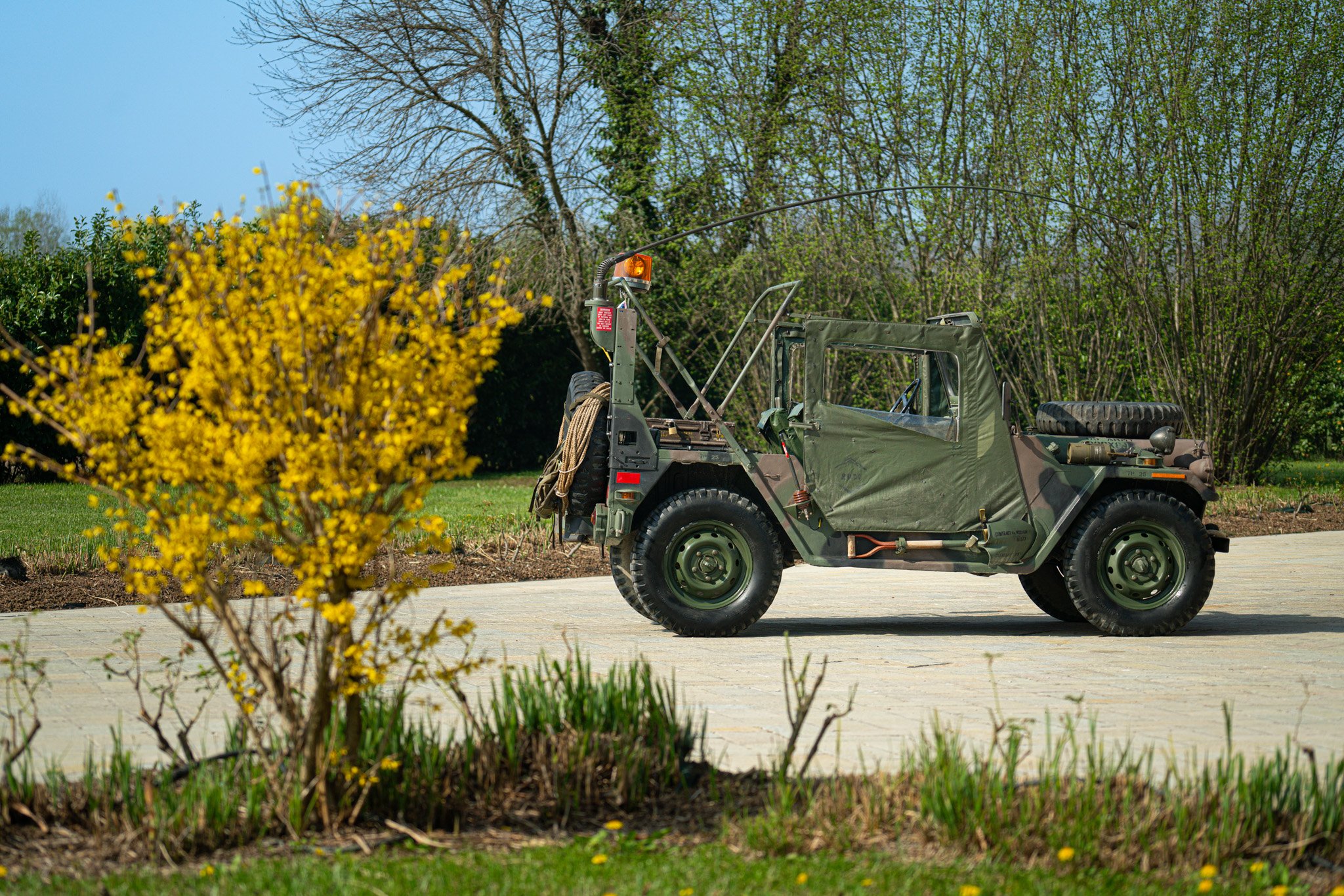 Ford M151\\A2 M.U.T.T. (Military Utility Tactical Truck) 
