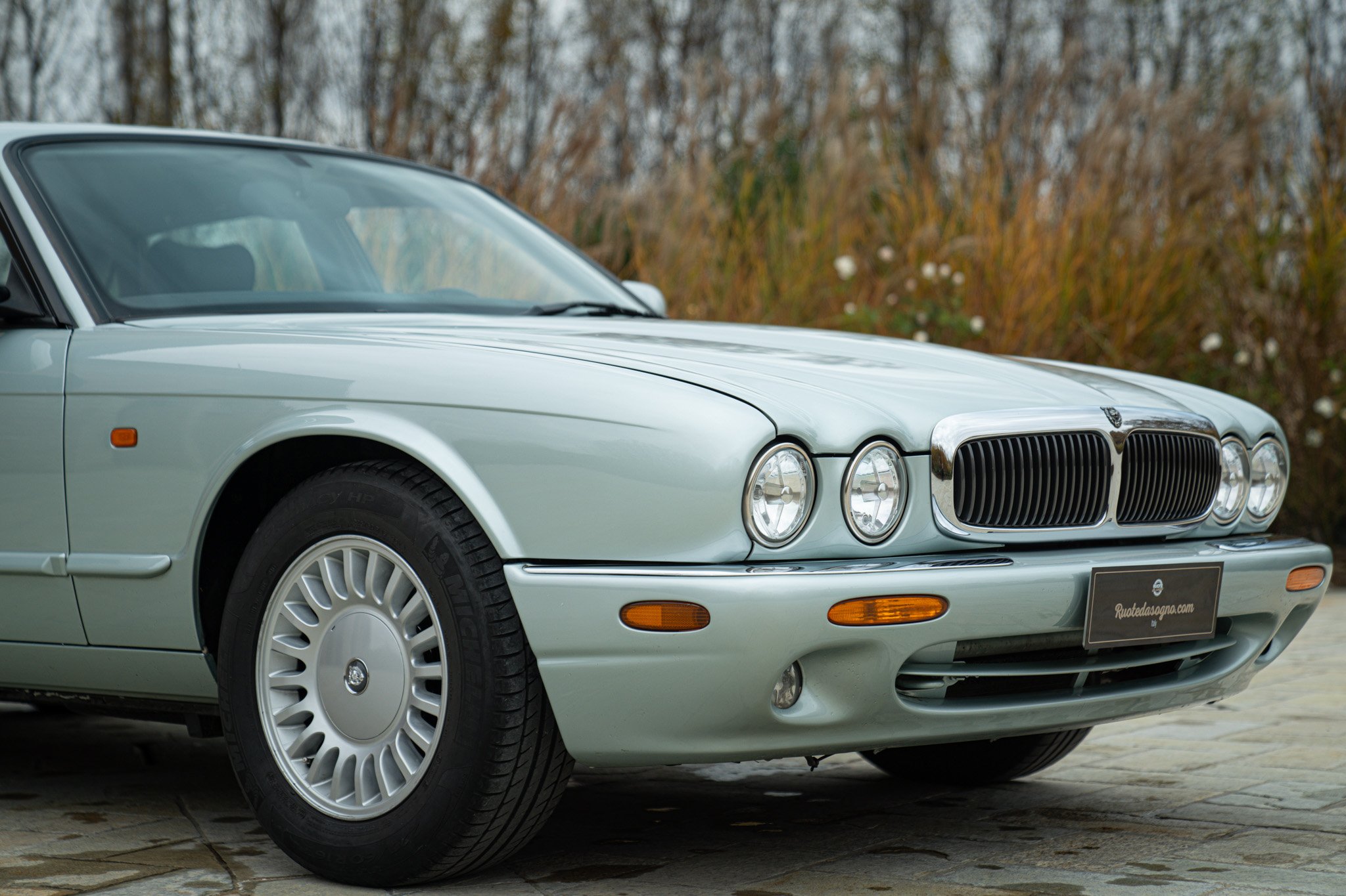 Jaguar XJ8 3.2 