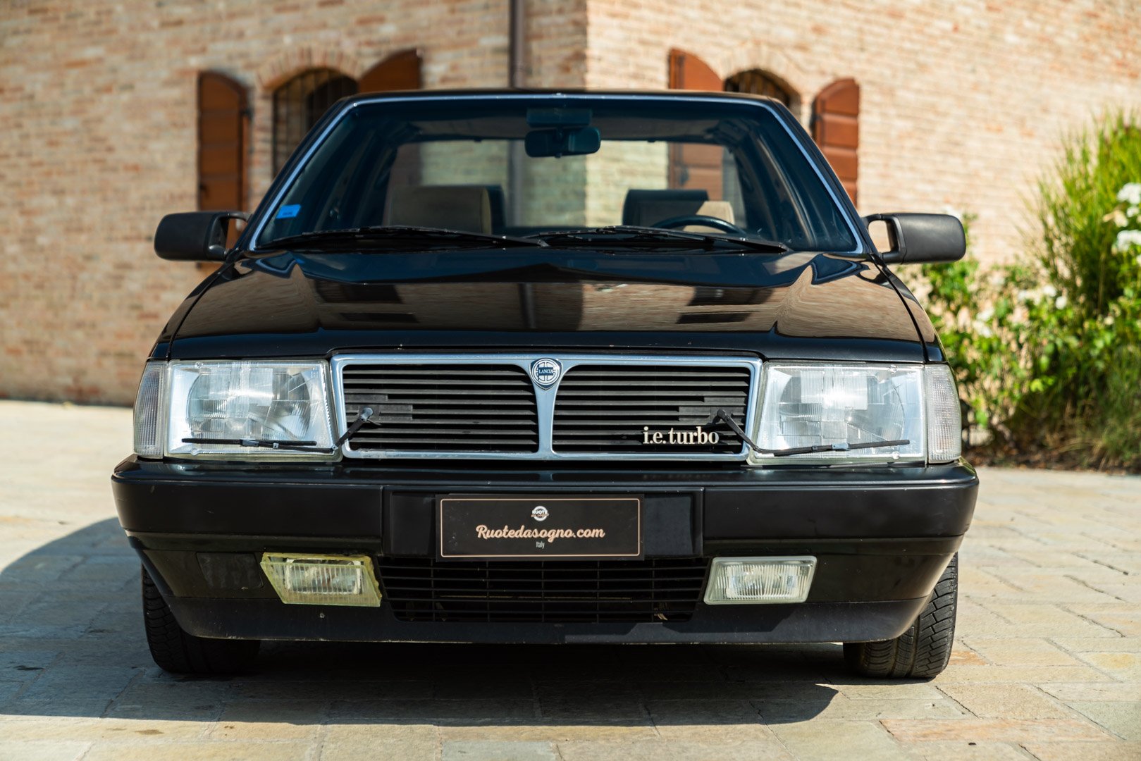 Lancia THEMA i.e TURBO 