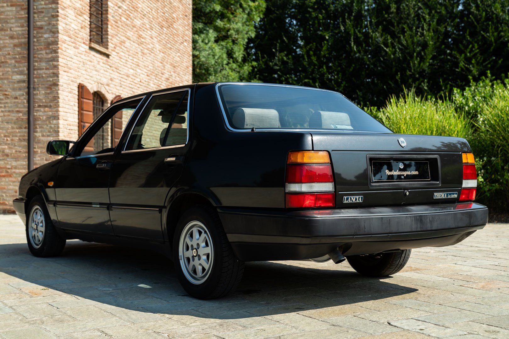 Lancia THEMA i.e TURBO 