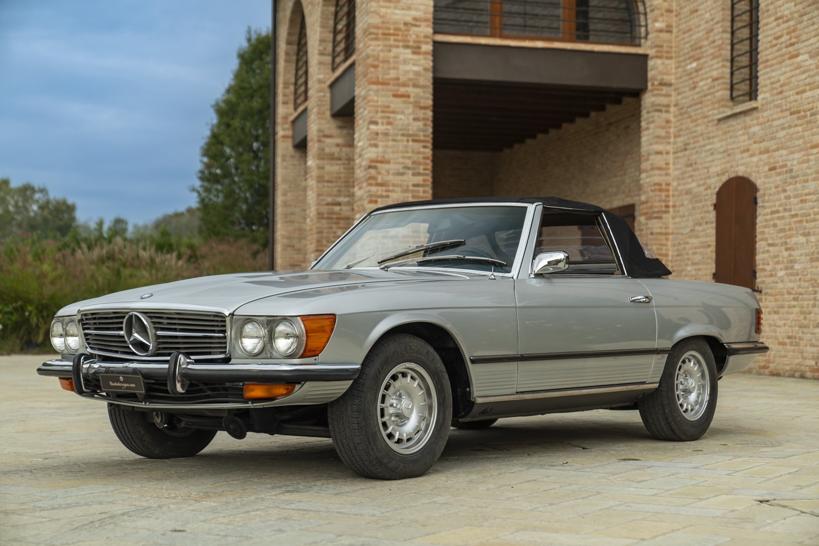 Mercedes Benz 450 SL 