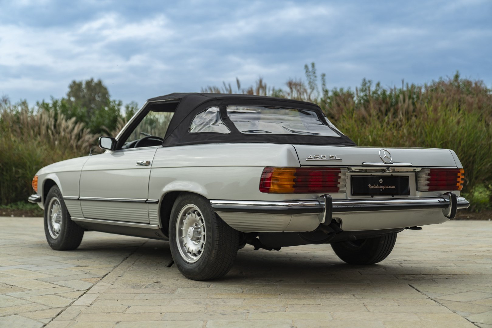 Mercedes Benz 450 SL 