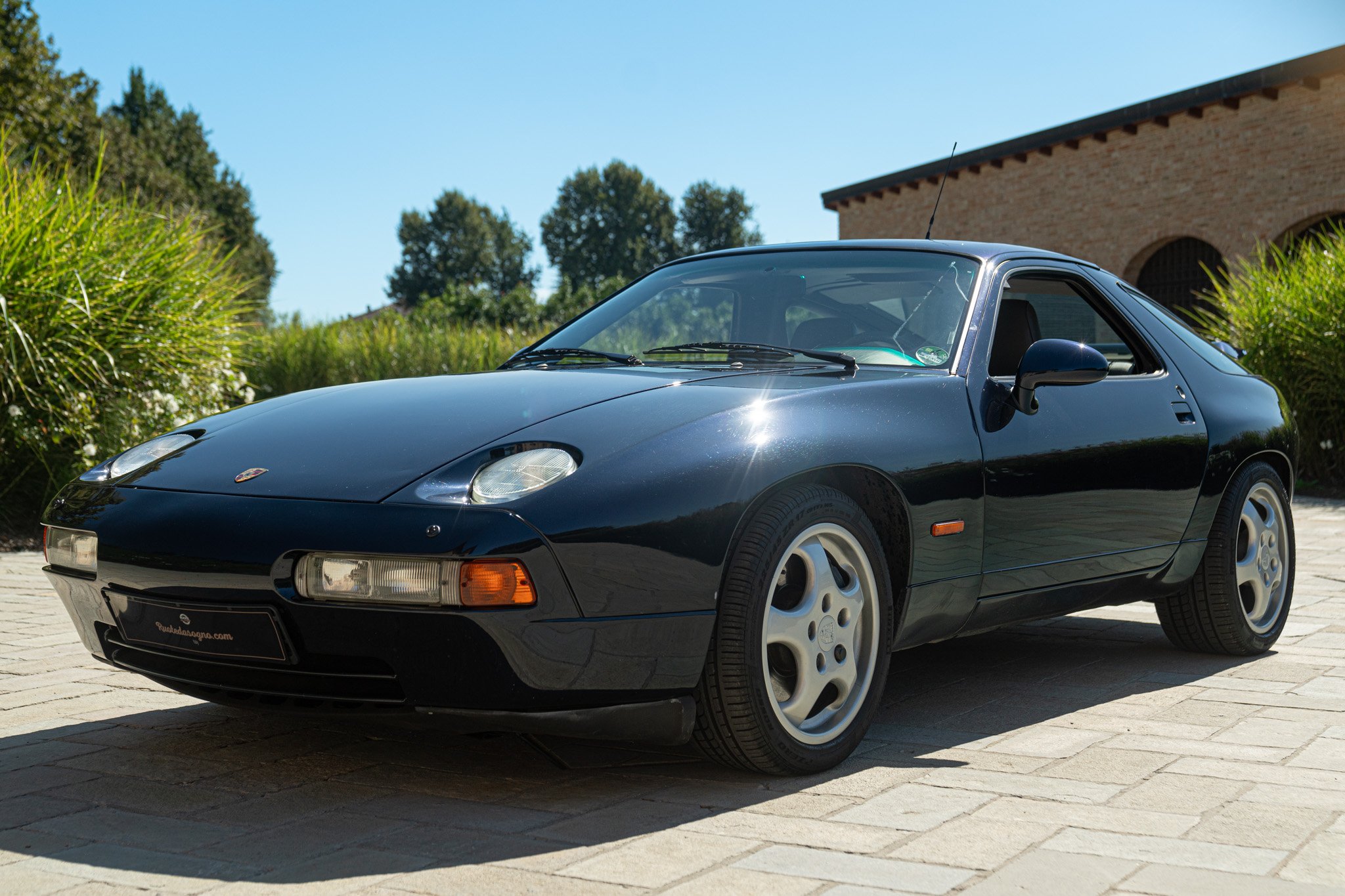 Porsche 928 GTS 
