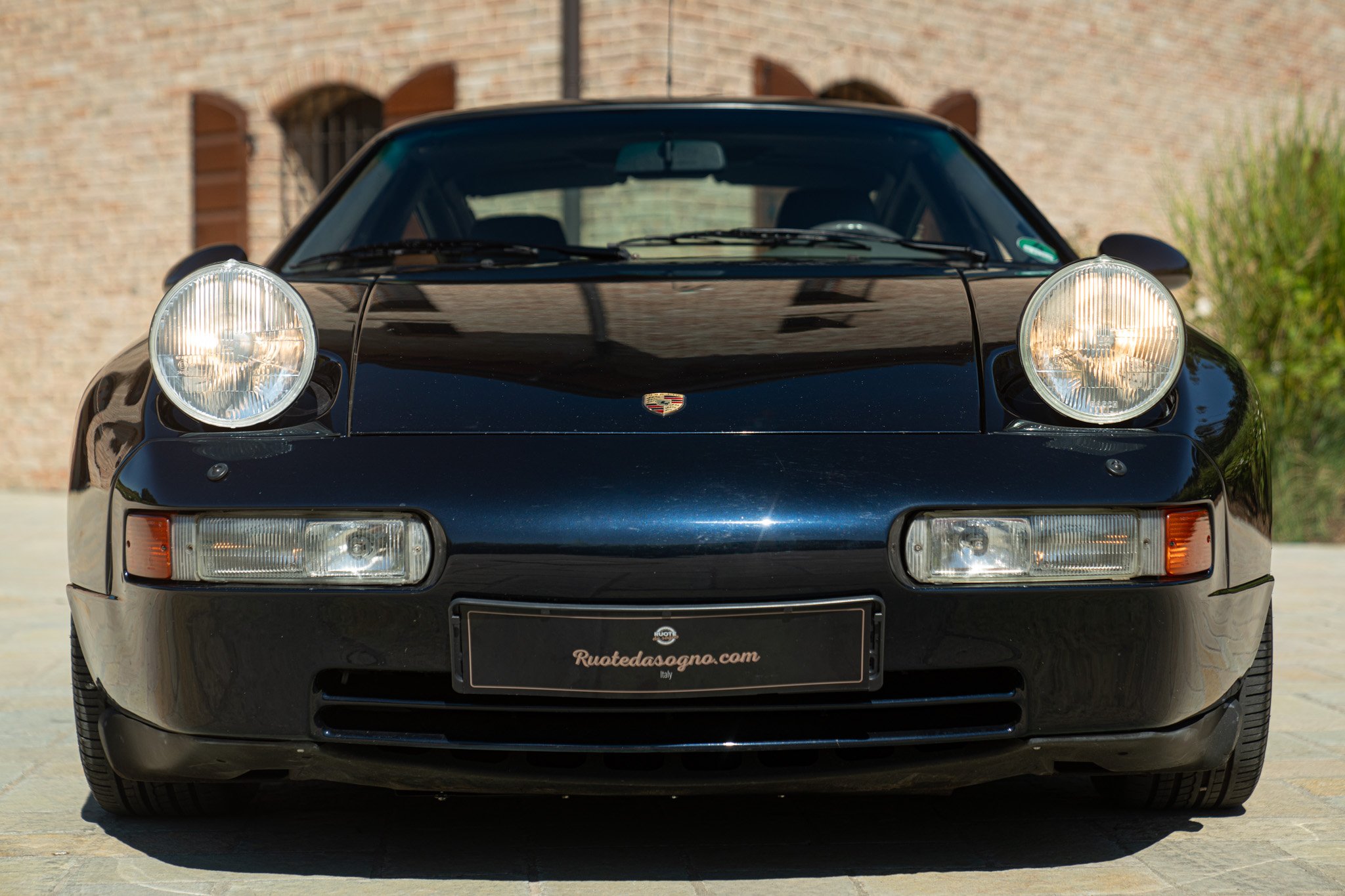 Porsche 928 GTS 