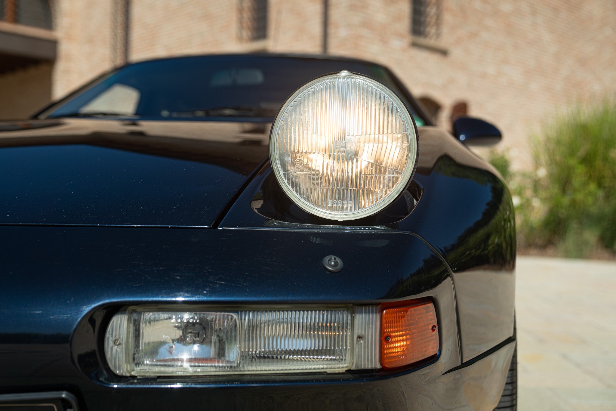 Porsche 928 GTS 