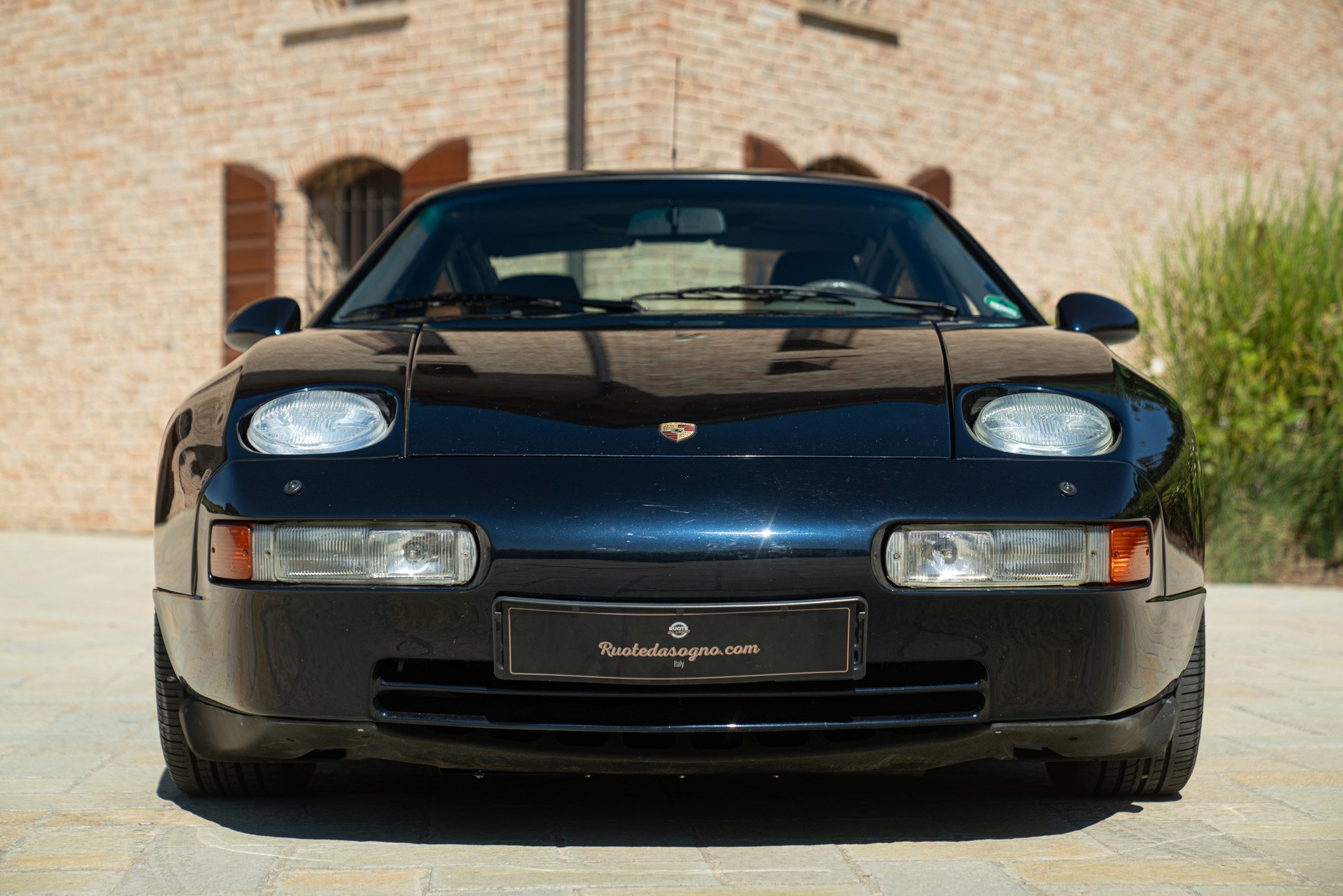 Porsche 928 GTS 