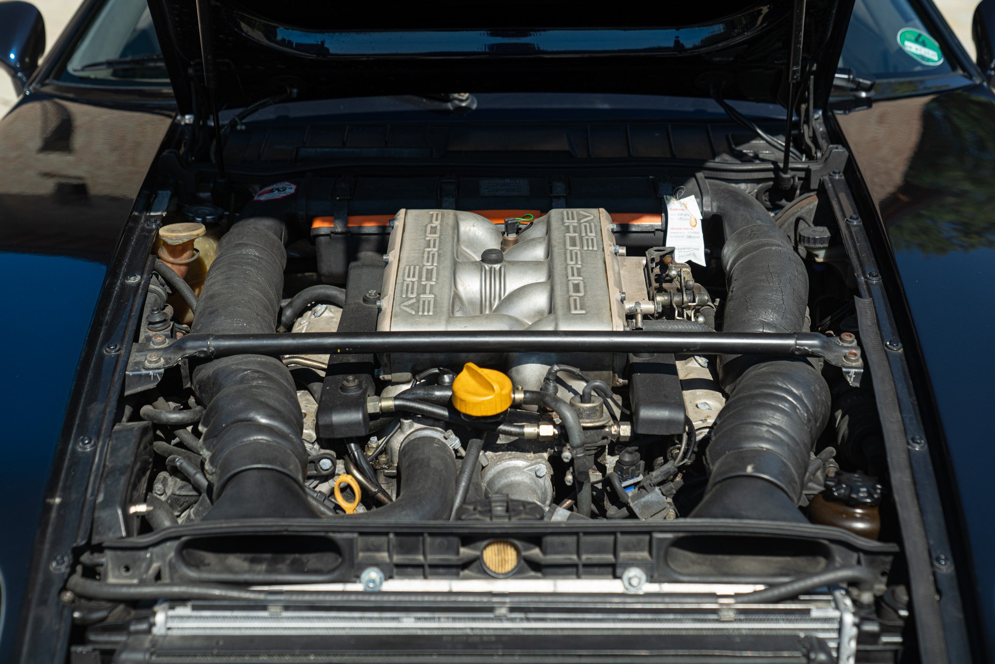 Porsche 928 GTS 