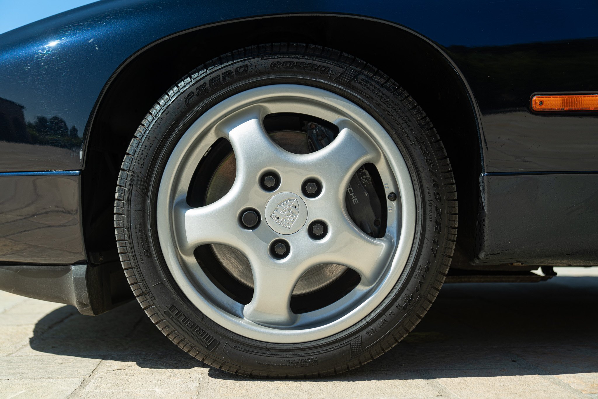 Porsche 928 GTS 