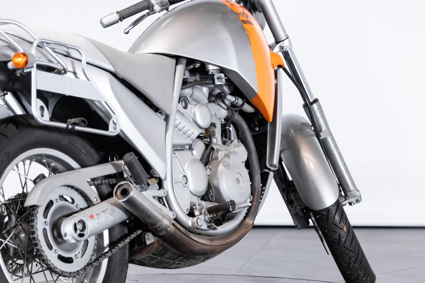 Aprilia Motò 650 