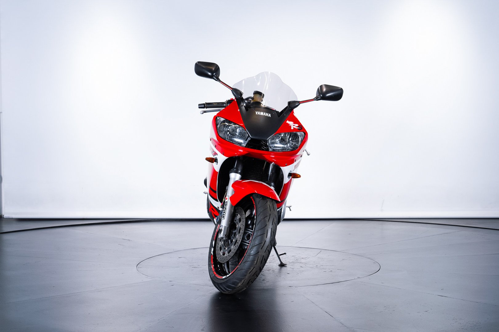 Yamaha YAMAHA R6 