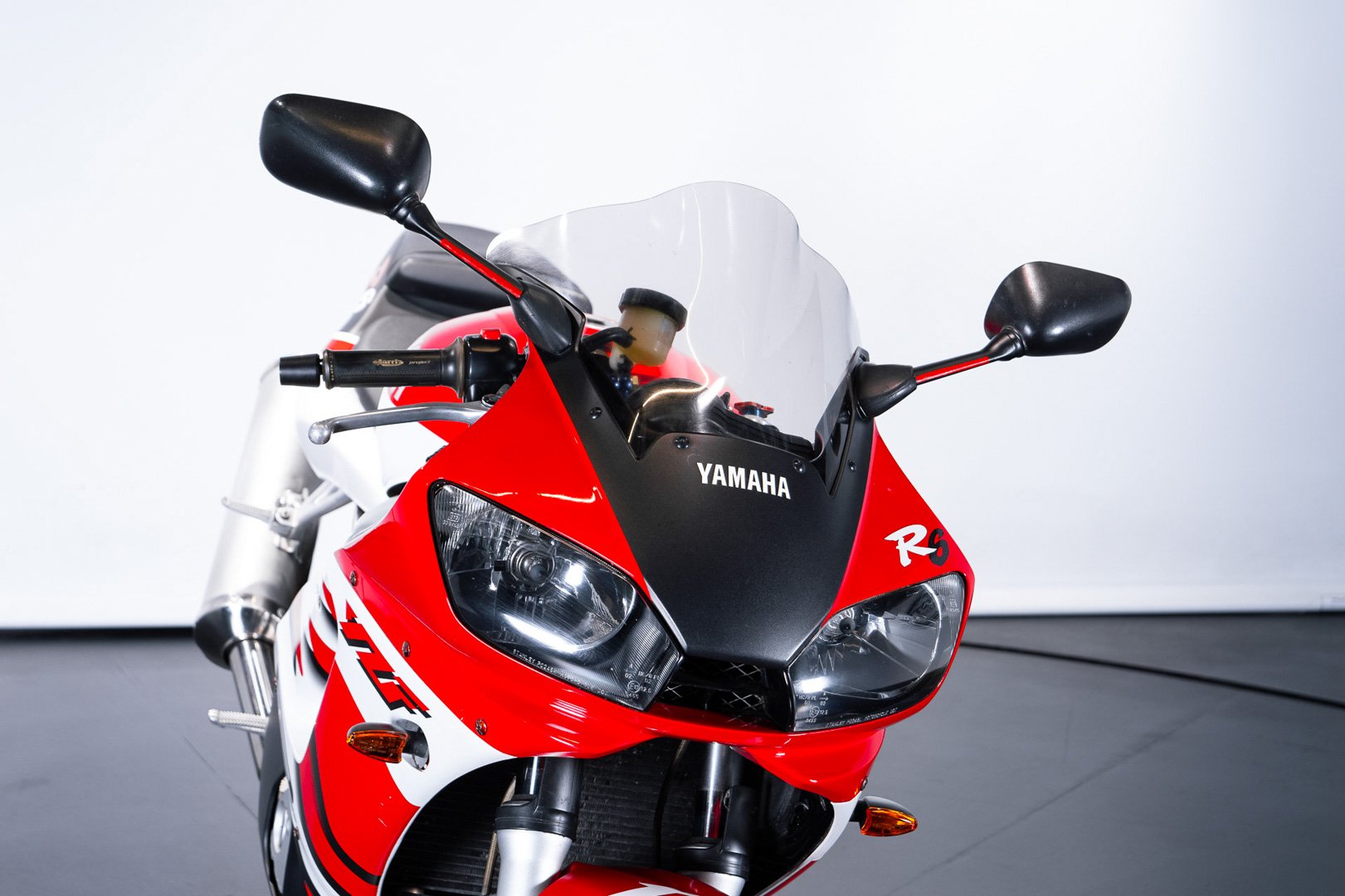 Yamaha YAMAHA R6 