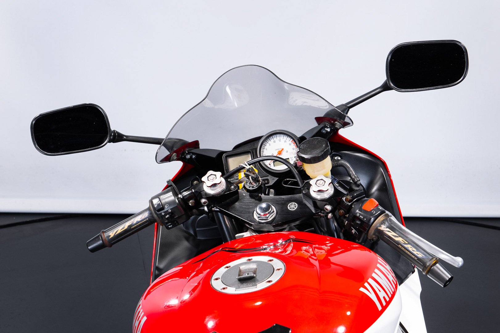 Yamaha YAMAHA R6 