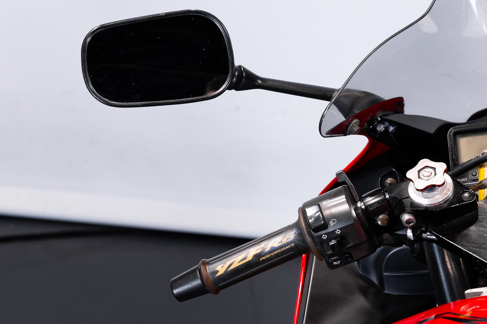 Yamaha YAMAHA R6 