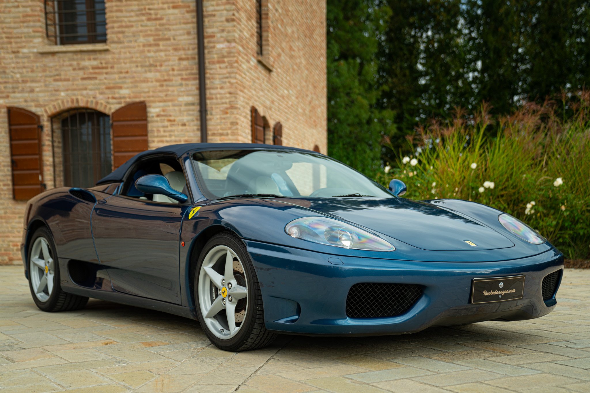 Ferrari 360 SPIDER 